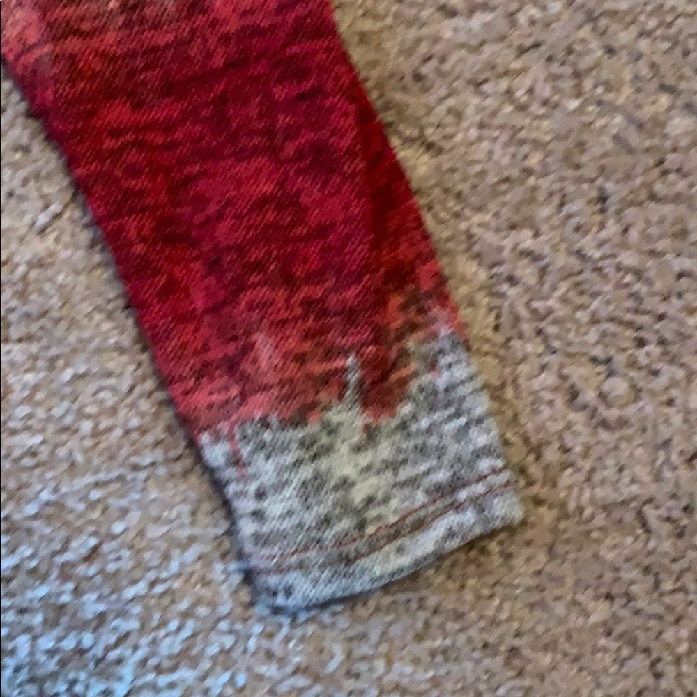Sweater - Picture 2 of 5